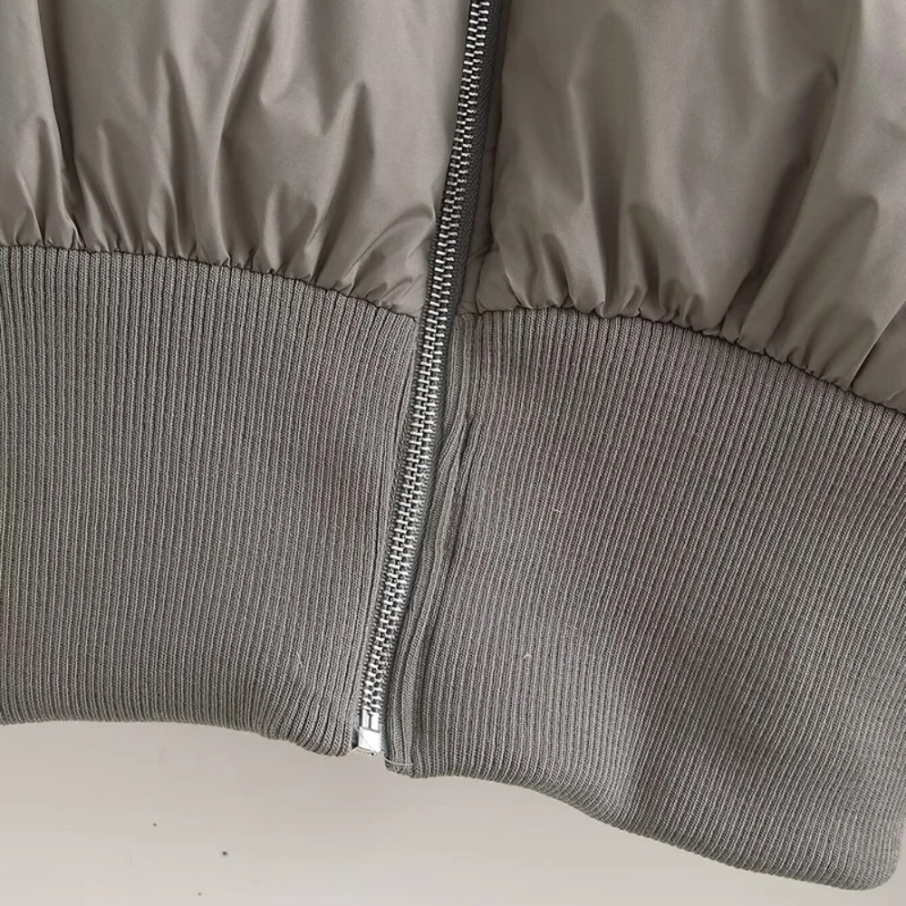 Damska krótka Puffer kurtka z wysoki kołnierzem i elastyczne Waistbelt