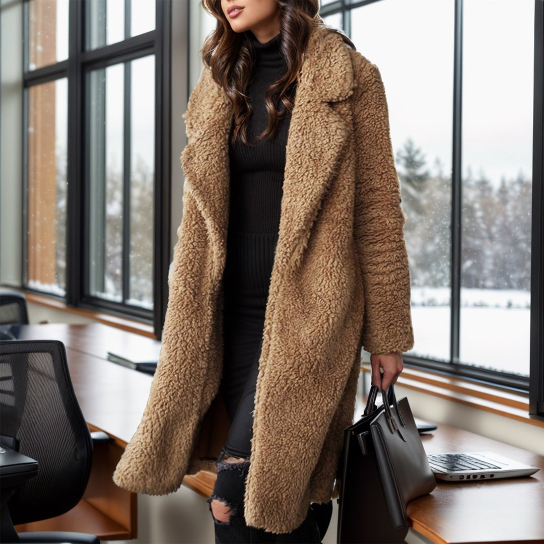 Damska długa Teddy płaszcz made of Faux Fur z oversize Cut i Shawl kołnierzem Lumaza
