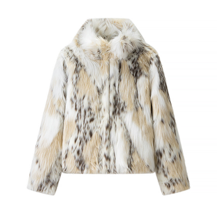 Damska krótka faux fur kurtka in patchwork look z high ze stójką Lumaza