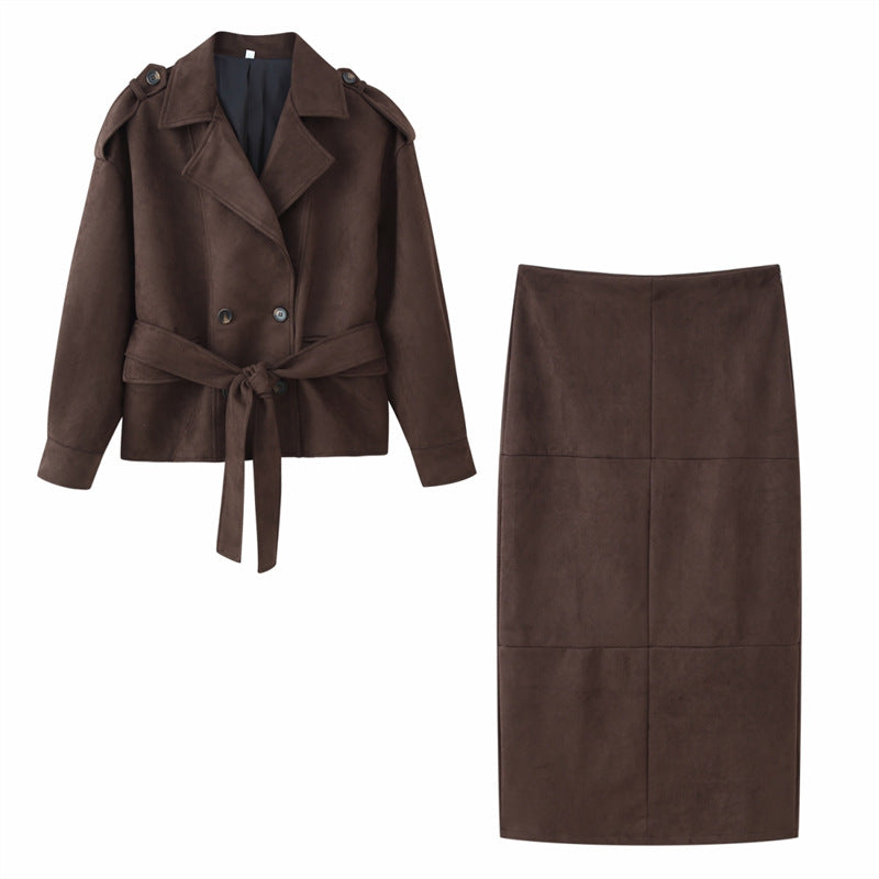 Damska krótka trencz in Suede Look z Ties i Epaulettes Lumaza