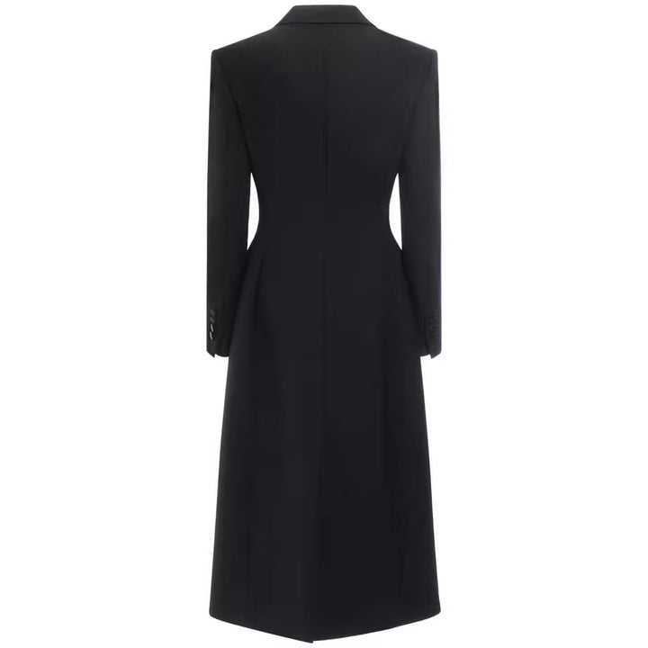 Damska długaline Single-dwurzędna płaszcz z Subtle Waist Definition i Peak Lapel Lumaza