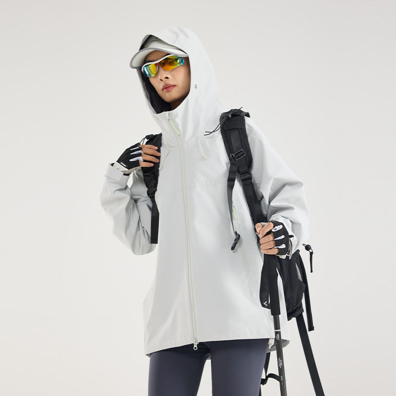 Damska lekka Technical Rain kurtka in oversize funkcjonalna Cut z regulowanym Hood Lumaza