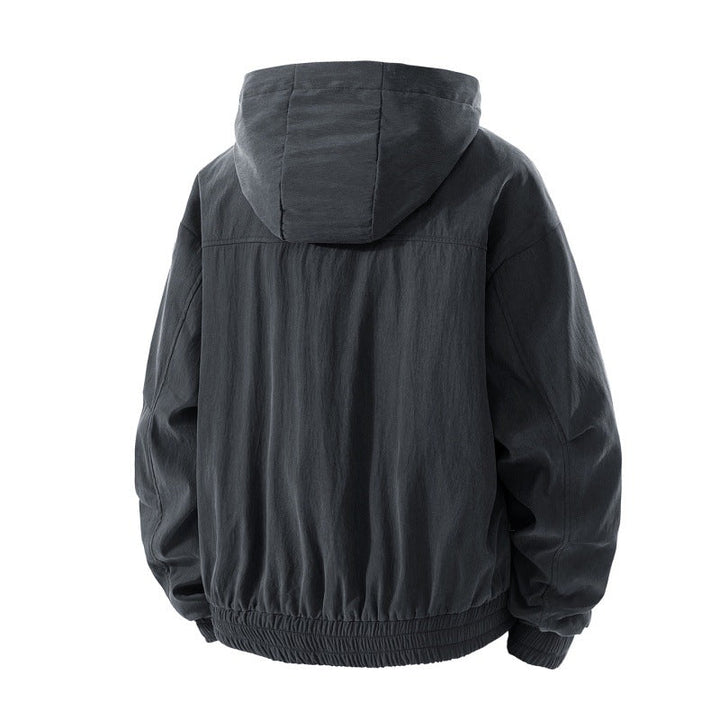 Męska Lekka utility kurtka z kapturem z stowable kaptur, wodoodporna coating, zippered Kieszenie, i elastyczne mankiety