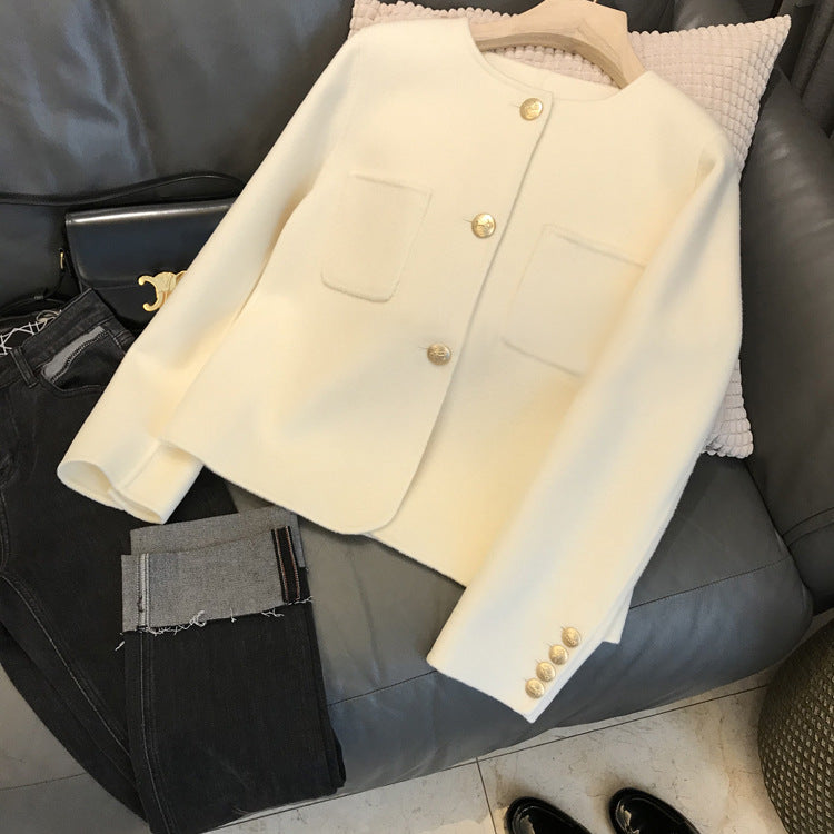 Damska Stylish krótka kurtka z guzikami Details Lumaza