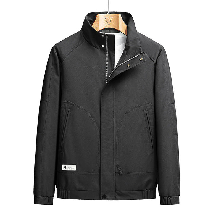 Męski lekki softshell przejściowa kurtka w użytkowy minimal styl z high-standing kołnierz i ukryty zamek