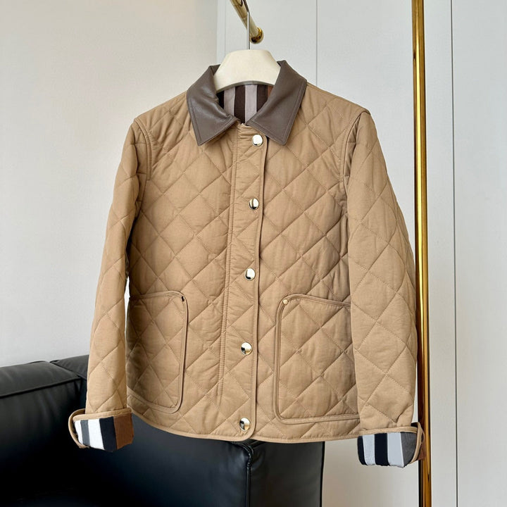 Damska fashionable pikowana kurtka z elegancka leather kołnierzem Lumaza
