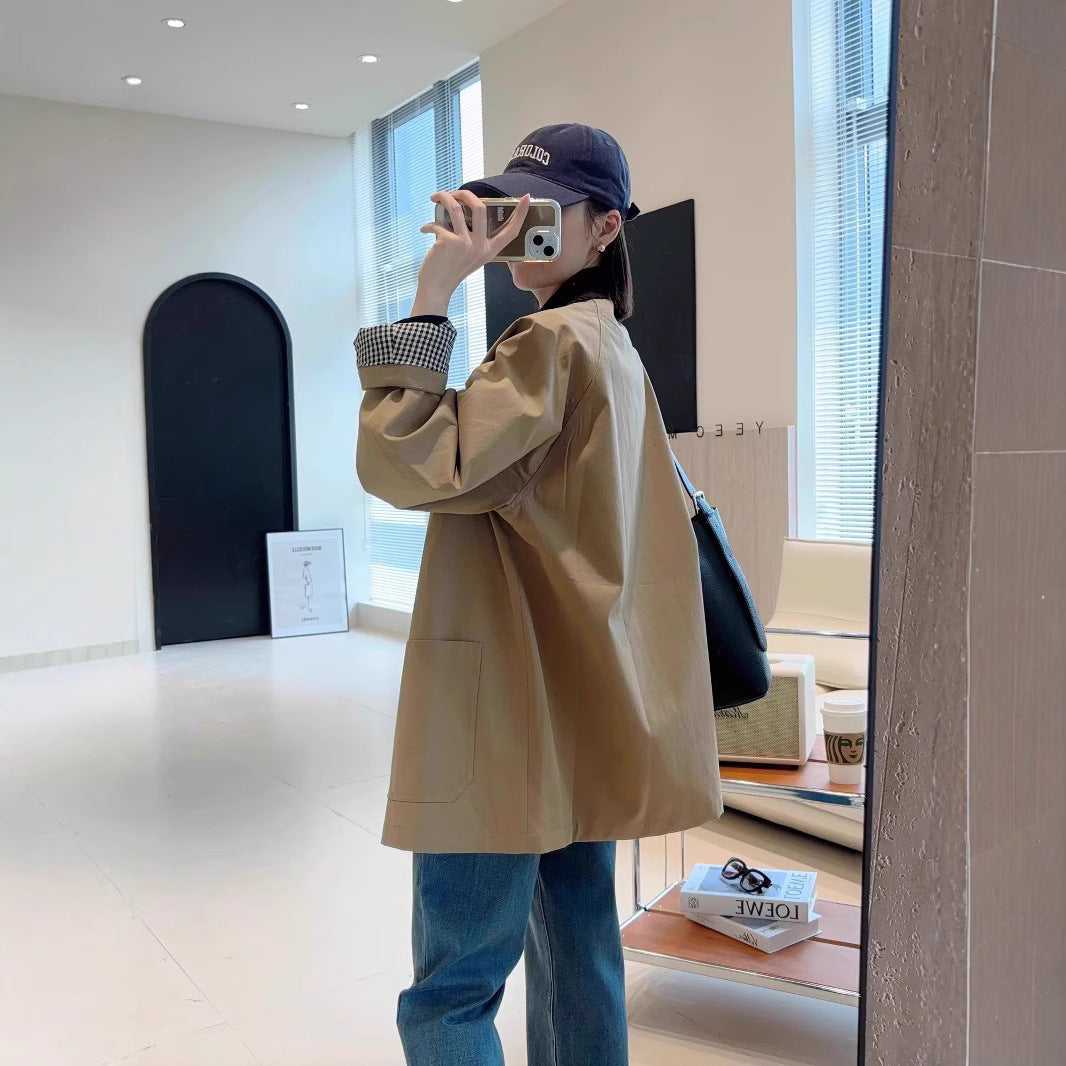 Damska Fashionable oversize kurtka z Contrasting kołnierzem Lumaza