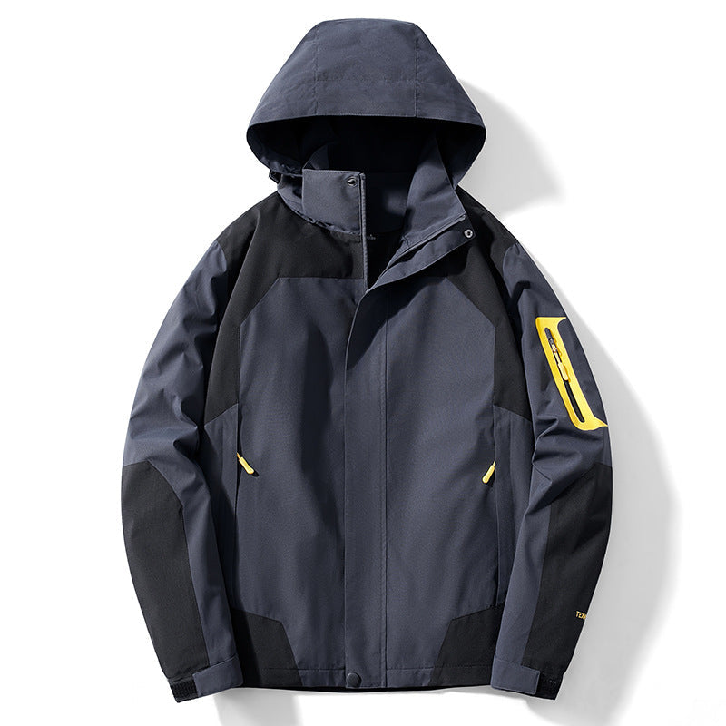 Męska technical softshell kapturemed kurtka z kontrastowy panels i zamkiemed rękaw kieszenią
