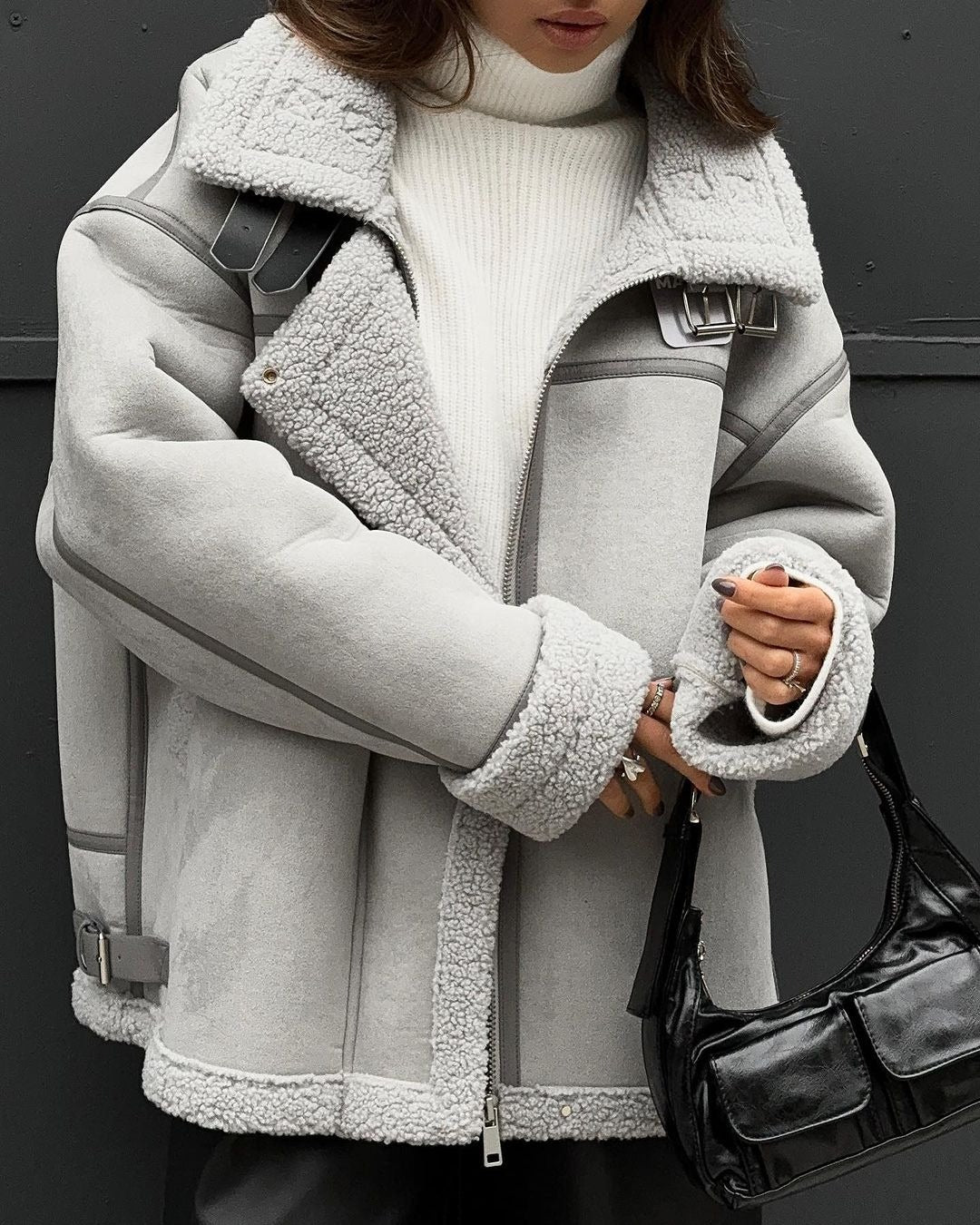 Damska Wide Cut Lambskin Imitation Flight kurtka z Faux Fur Lining Lumaza