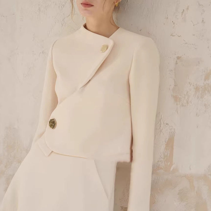 Damska elegancka krótka marynarka kurtka z asymmetric cut Lumaza