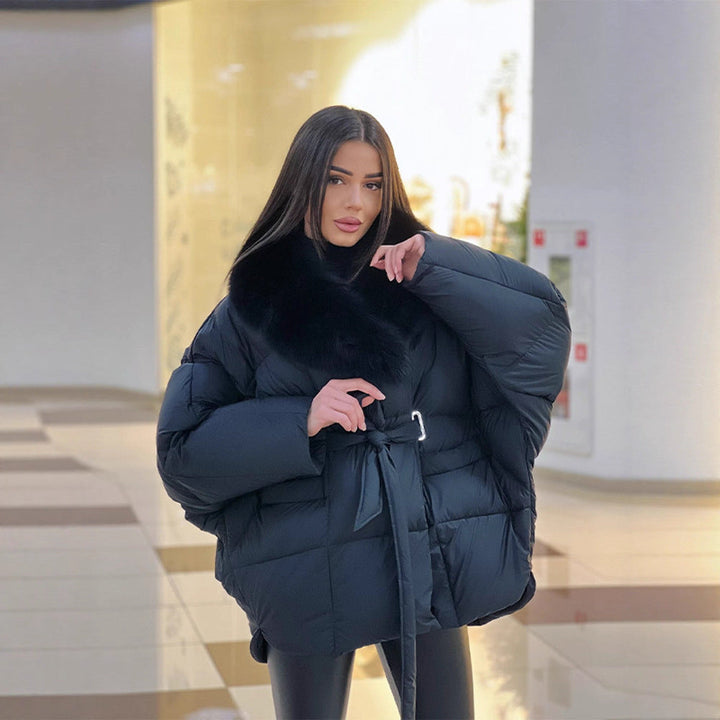 Damska oversize puchowa kurtka z Waist paskiem i Faux Fur kołnierzem Lumaza