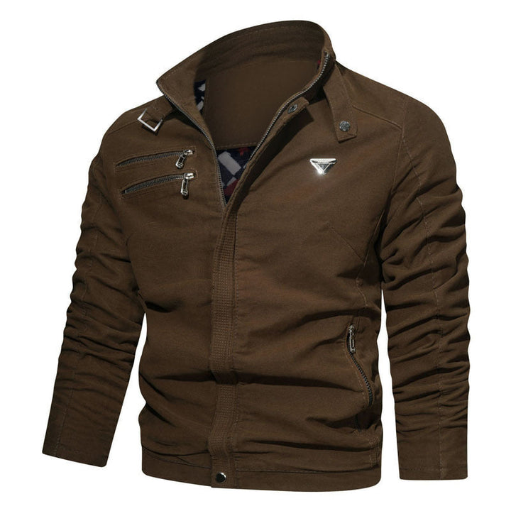 Męski lekki płótno użytkowy blouson z kołnierz ze stójką, asymmetrical chest zamek section, i dekoracyjne zippers.