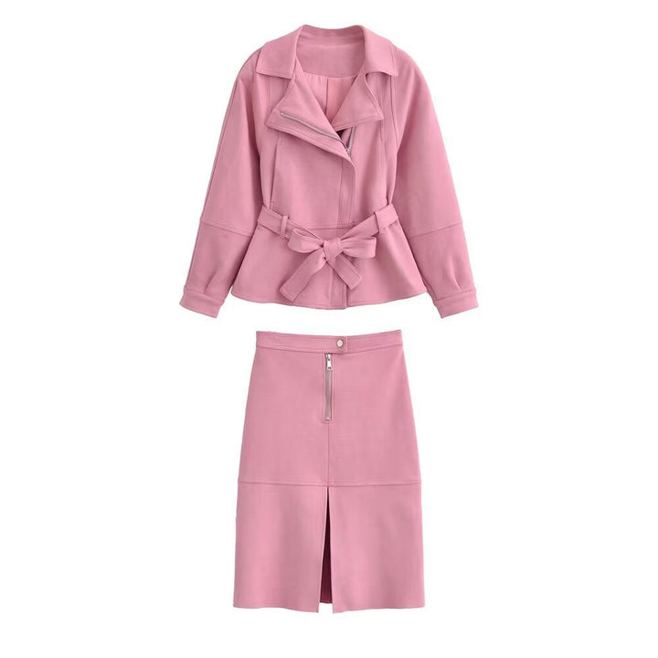 Damska krótka kurtka z belted Talia, asymmetrical lapel, i peplum Dół