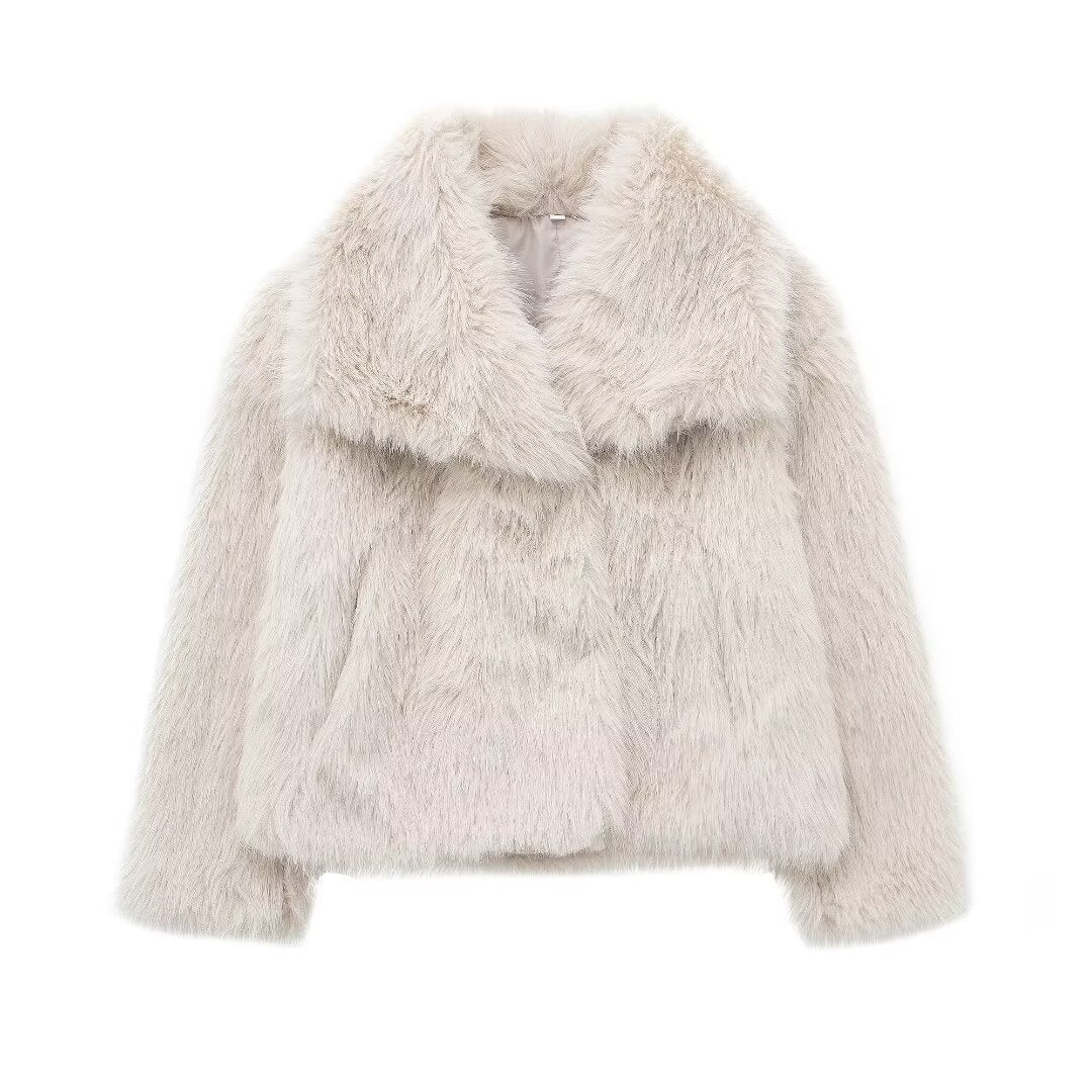 Damska krótka Faux Fur kurtka z Voluminous Shawl kołnierzem Lumaza