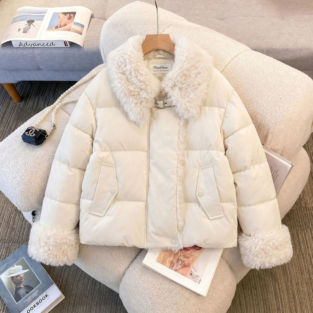 Damska krótka ocieplana kurtka z voluminous faux fur kołnierzem i pom pom ties Lumaza