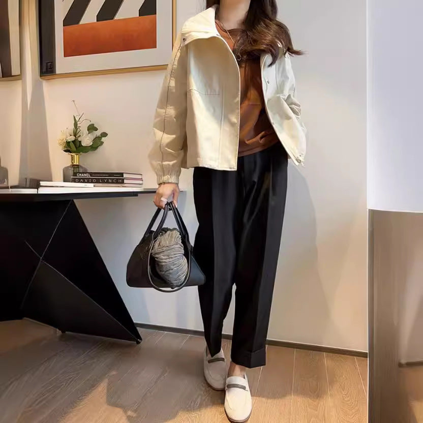 Damska Fashionable Transitional kurtka z Practical kieszeniami Lumaza
