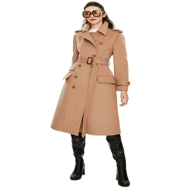 Damska dopasowana A-line trencz made of wool-cashmere blend z waist paskiem i klapką Lumaza