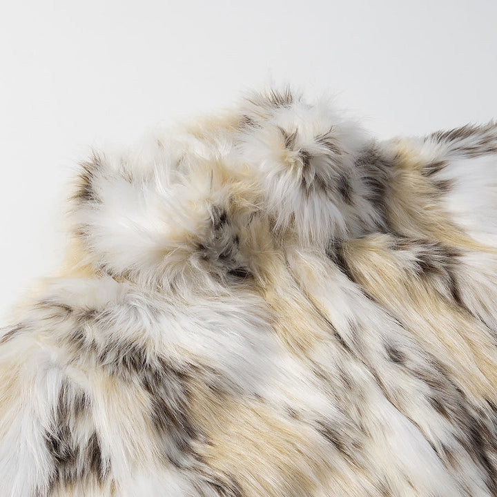 Damska krótka faux fur kurtka in patchwork look z high ze stójką Lumaza