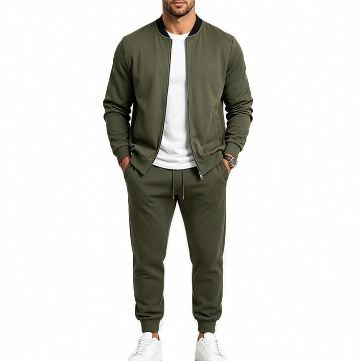 Męska sweat set wykonana z miękki sweat tkanina z kurtka bomberka i tapered jogging spodnie