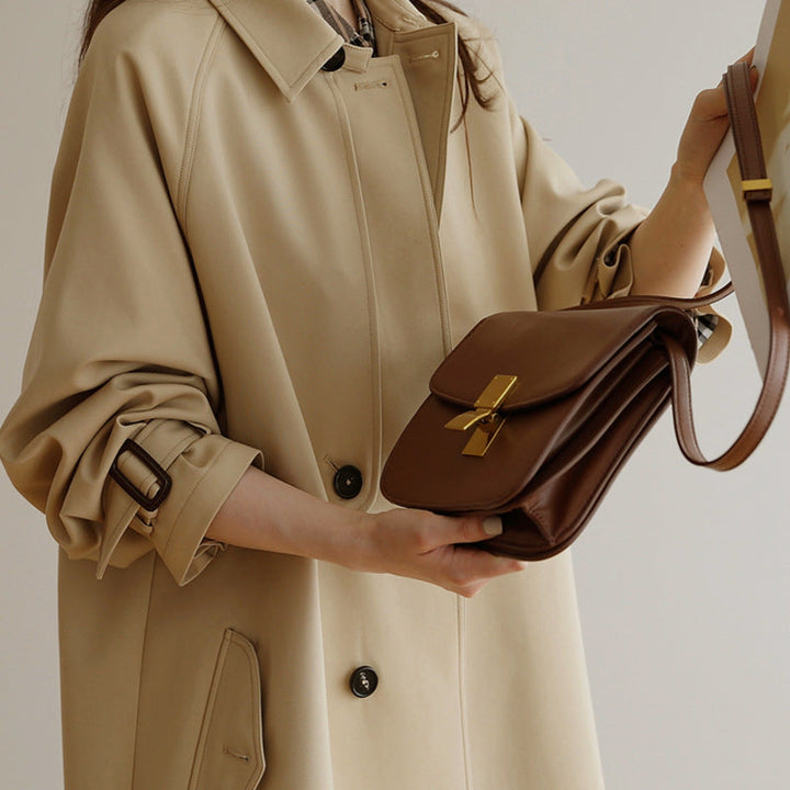 Damska Midi-oversize trencz z Storm klapką i regulowanym Cuffs Lumaza