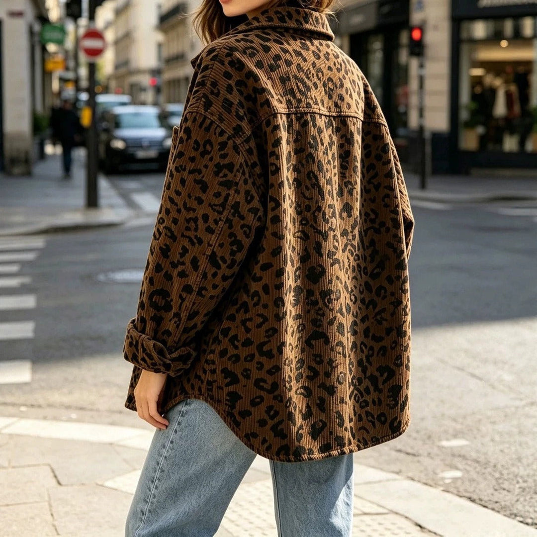 Damska Oversize Cord Kurtka koszulowa z Lampart Print i Nap Guziki
