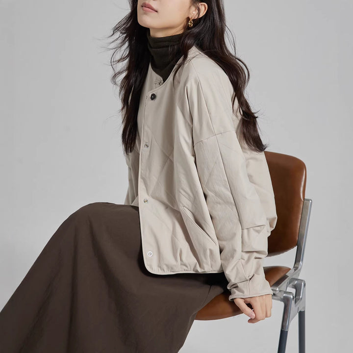 Damska fashionable transitional kurtka z codzienna cut Lumaza