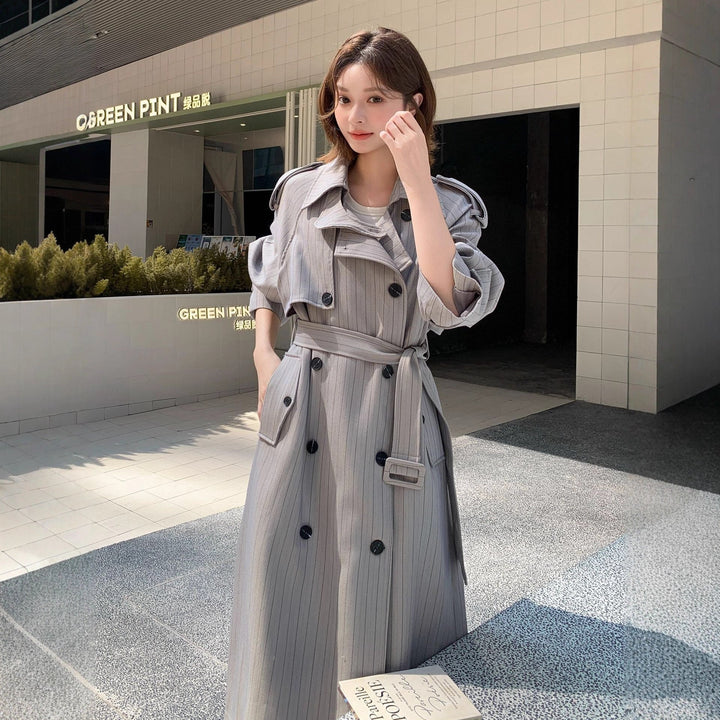 Damska elegancka Maxi długa Pinstripe Trench z na ramiona Pads i Gathered rękawami Lumaza