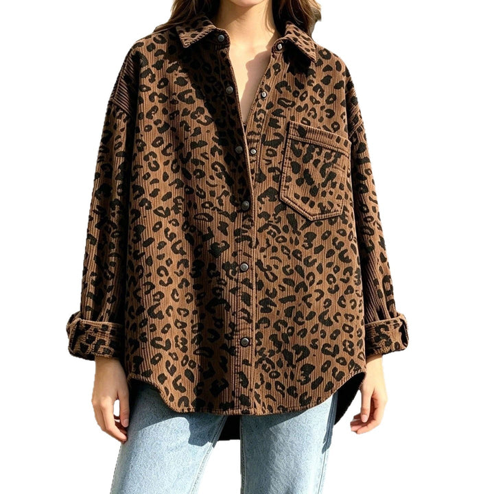 Damska Oversize Cord Kurtka koszulowa z Lampart Print i Nap Guziki