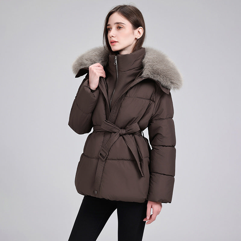 Damska luxury krótka puchowa kurtka z integrated wind protection kołnierzem i waist paskiem Lumaza