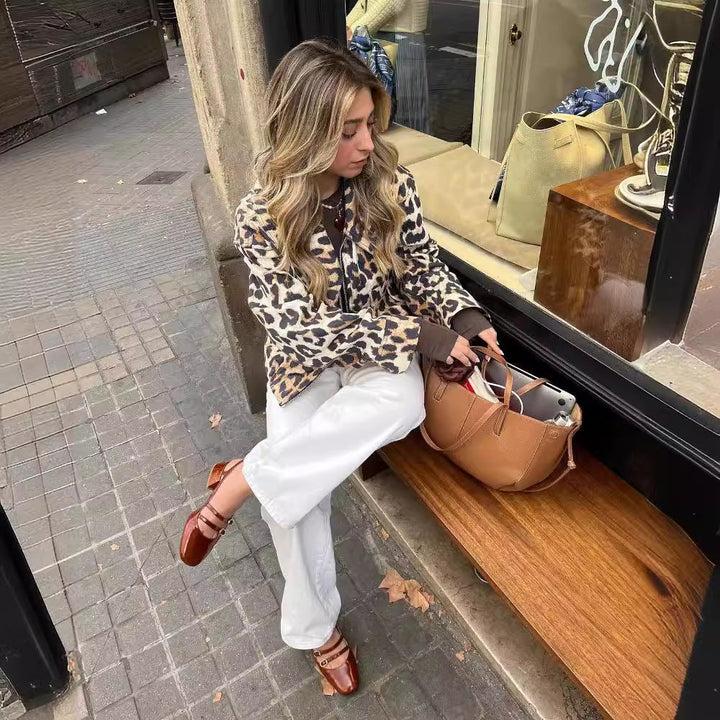 Damska krótka Field kurtka in Leopard Pattern z Wide Lapels i klapką kieszeniami Lumaza