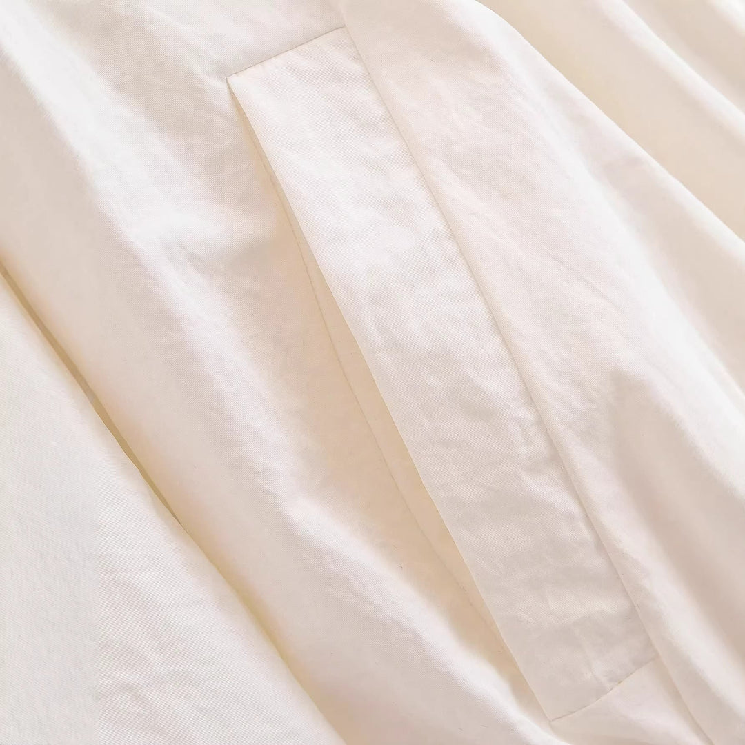 Damska lekka krótka Transitional kurtka z Ruffled kołnierzem, ściągaczem i Elastic Cuffs Lumaza