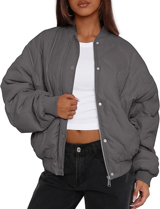 Damska oversize pikowana bomber kurtka z ocieplana insulation i raglan rękawami Lumaza