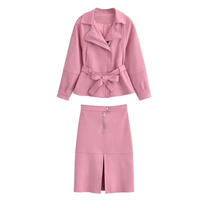 Damska krótka kurtka z belted Talia, asymmetrical lapel, i peplum Dół