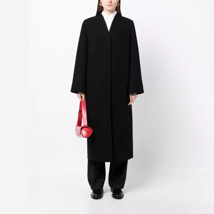 Damska Maxi-Length Minimalist płaszcz z Concealed przodem i boxy na ramiona Lumaza