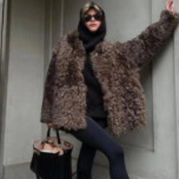 Damska oversize Faux Fur płaszcz wysokim kołnierzem i Teddy Texture Lumaza