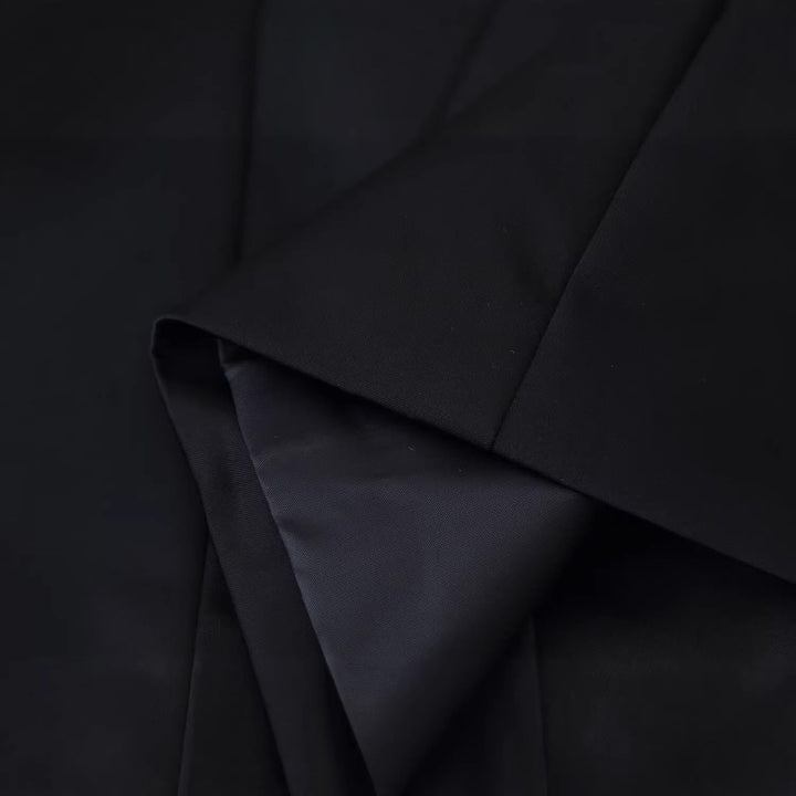 Damska taliowana krótka kurtka in Mandarin styl z Decorative Knot Closures Lumaza