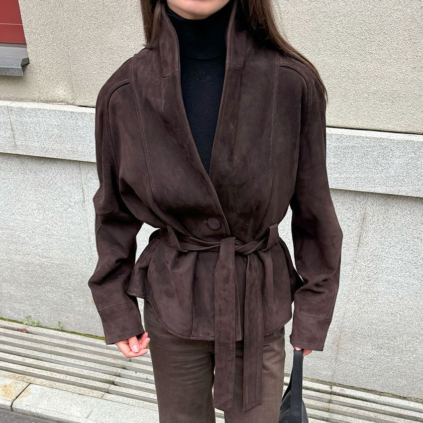 Damska welurowa Leather kurtka z Shawl kołnierzem i wiązanym paskiem Lumaza
