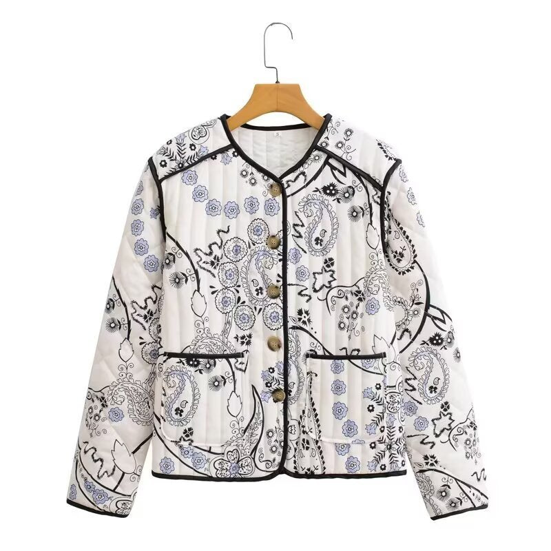 Damska pikowana kurtka z ornaMęskatal embroidery i contrasting trim Lumaza