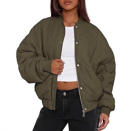 Damska oversize pikowana bomber kurtka z ocieplana insulation i raglan rękawami Lumaza