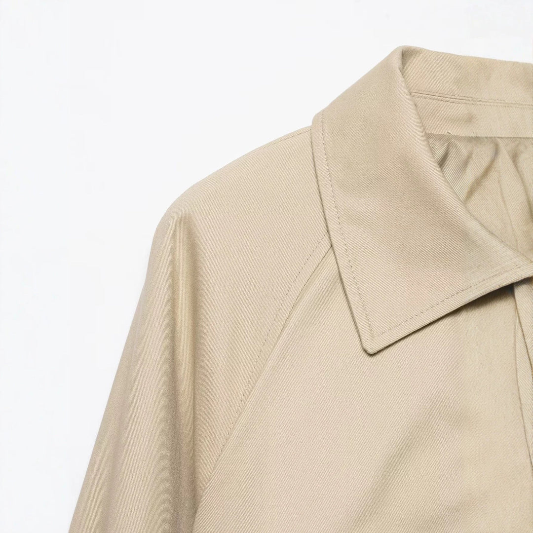 Damska krótka Trench kurtka in boxy Cut z Ruching i regulowanym Cuffs Lumaza