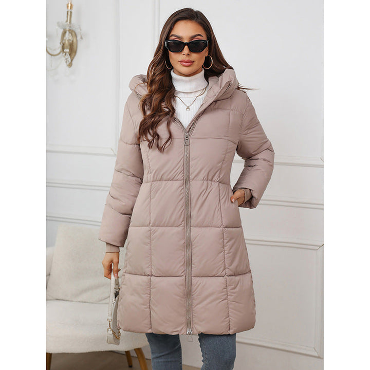Damska taliowana długa puchowa z windproof membrane, warming termiczna filling i extended back section Lumaza