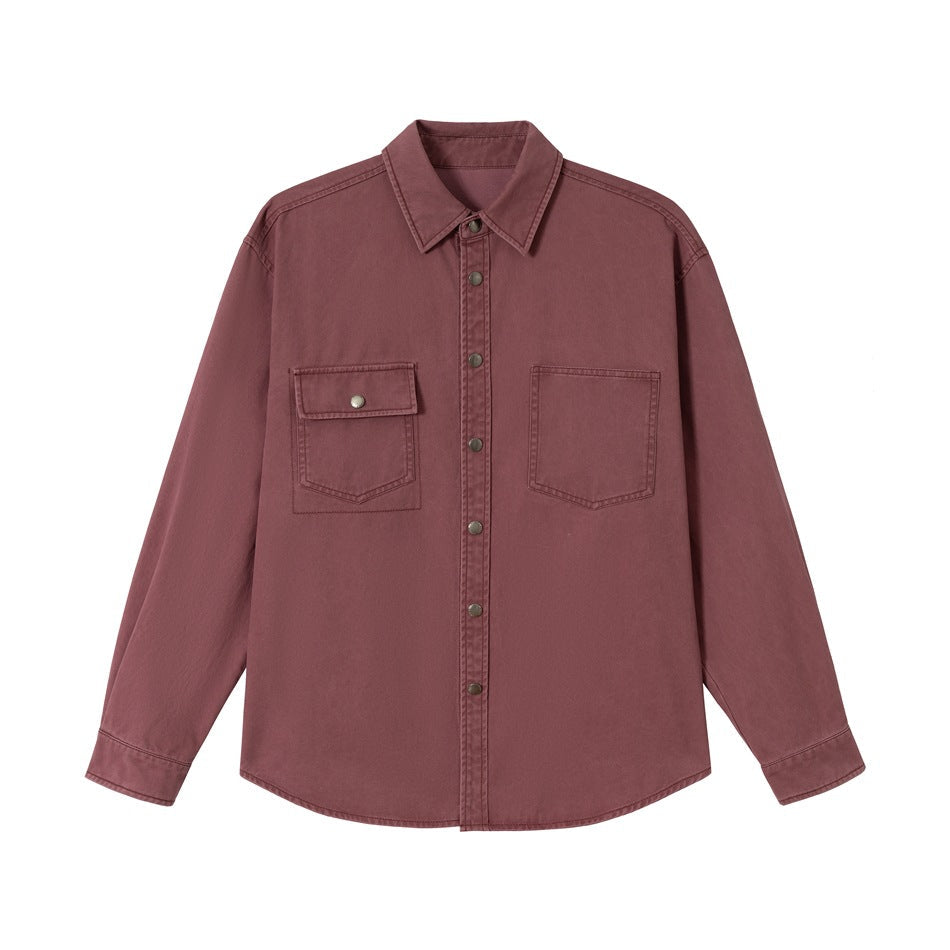 Damska overshirt kurtka wykonana z washed bawełna twill z nap listwa i two kieszenie na piersi
