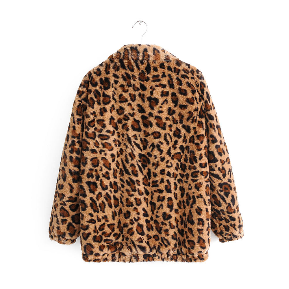 Damska faux fur kurtka z leopard print, full zamkiem i elastic dołem Lumaza