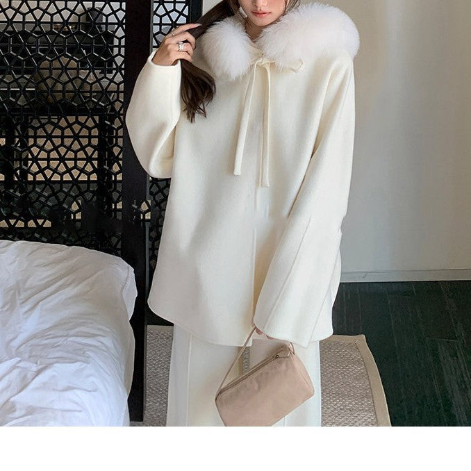 Damska elegancka i Warm Transitional kurtka z Fur Trimmed kołnierzem Lumaza