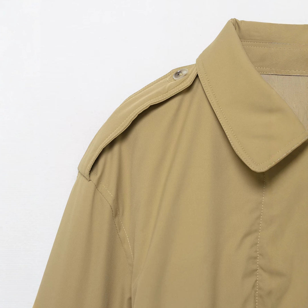 Damska krótka Trench z Waist paskiem i Epaulettes Lumaza
