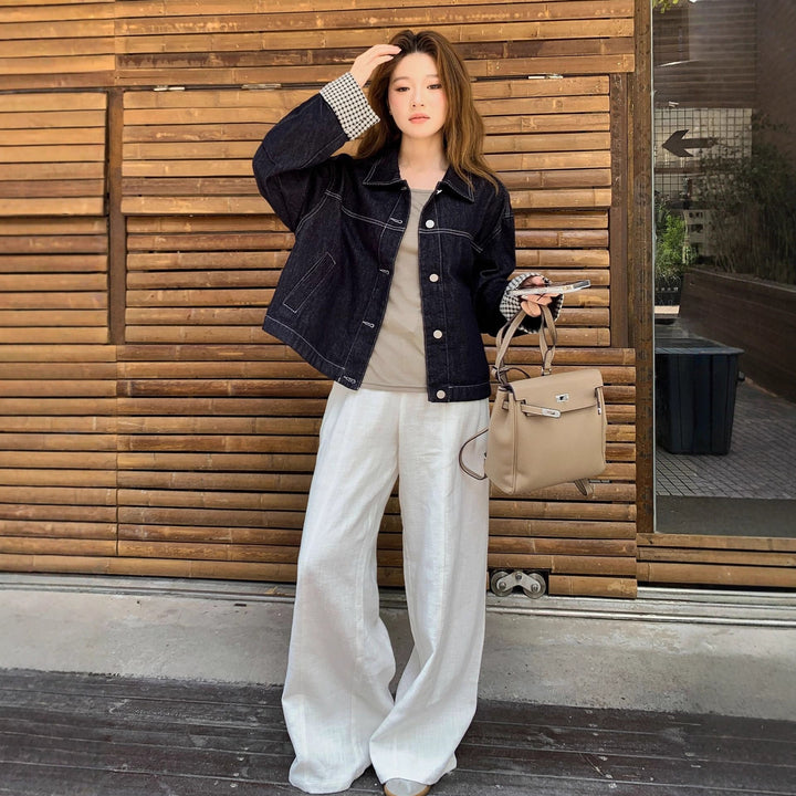 Damska boxy denimowa kurtka z contrasting seams, ściągaczem dołem i checked cuffs Lumaza