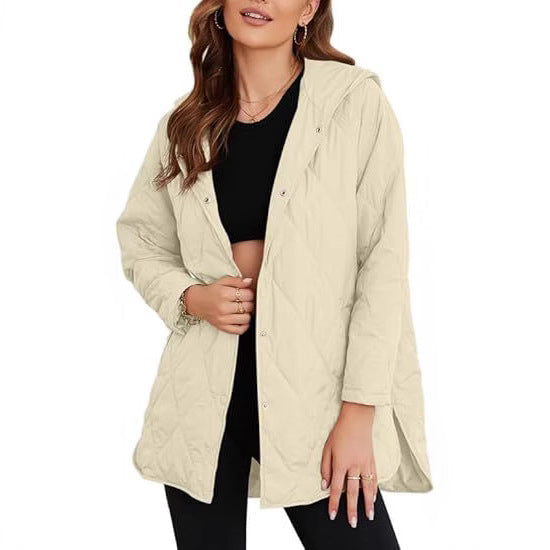 Damska pikowana z kapturem kurtka z oversize cut, snap guzikami closure, i side slits Lumaza