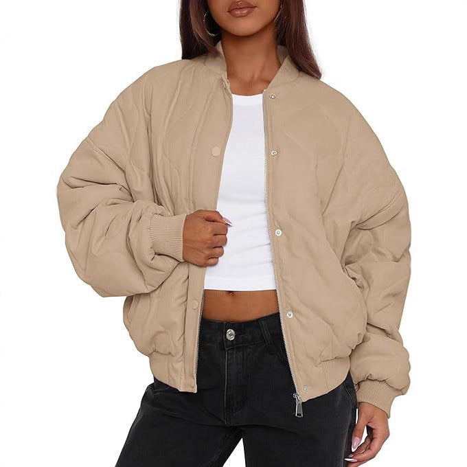 Damska oversize pikowana bomber kurtka z ocieplana insulation i raglan rękawami Lumaza
