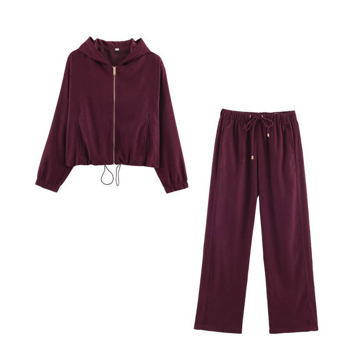Damska krótka kurtka in velour look z kapturem, full-length zamkiem błyskawicznym i ściągaczem dołem Lumaza