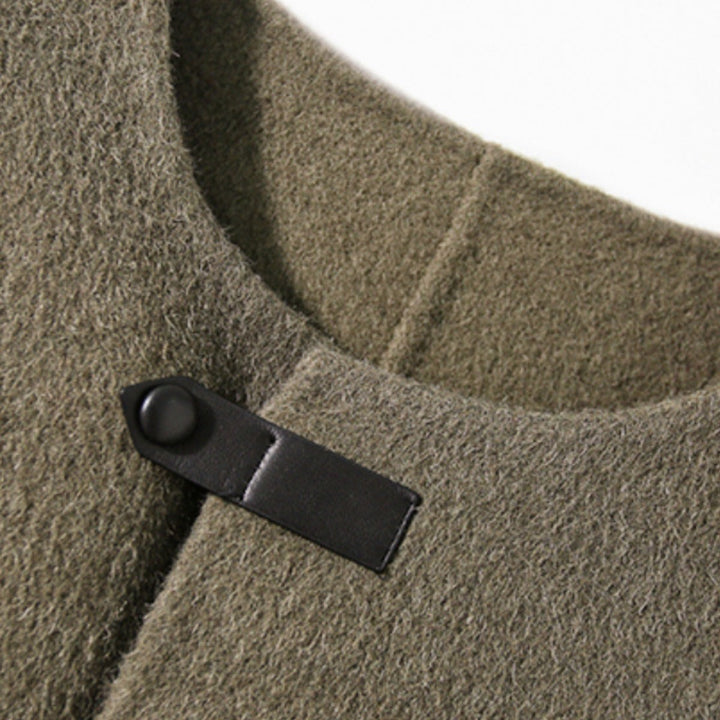 Damska elegancka Wool kurtka z guzikami Lumaza